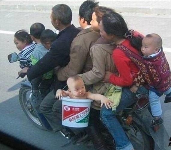 heureusement que ce n'est qu'une moto